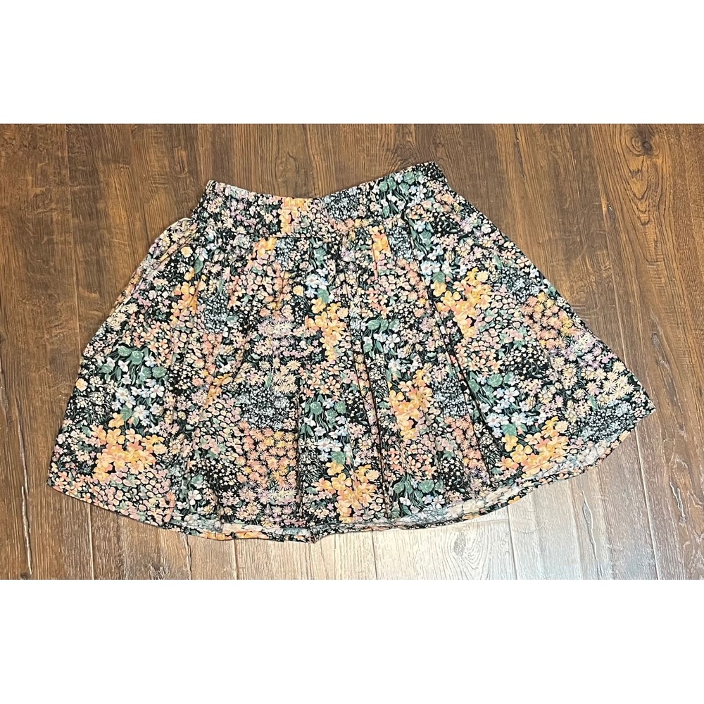 American Eagle Floral Mini Skirt Womens XS Black Flower Smocked Waist Skirt